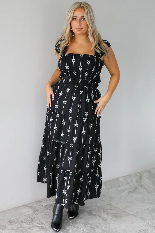 Follow Along Maxi Dress: Black/Off White Glamorous maxi dresses