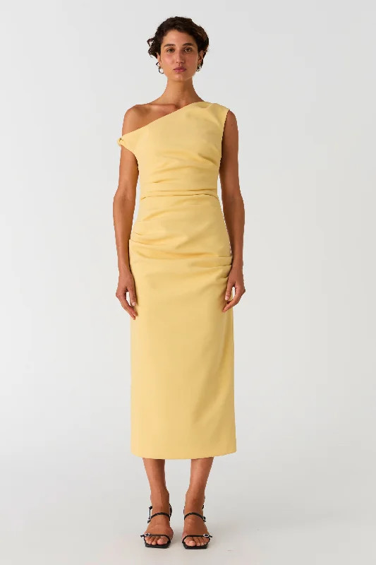 Alaska - Buttermilk Yellow Beach unclassified dresses