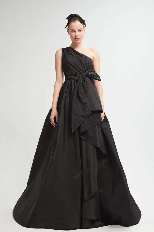 Asymmetric bodice taffeta ballgwown Monochrome unclassified dresses