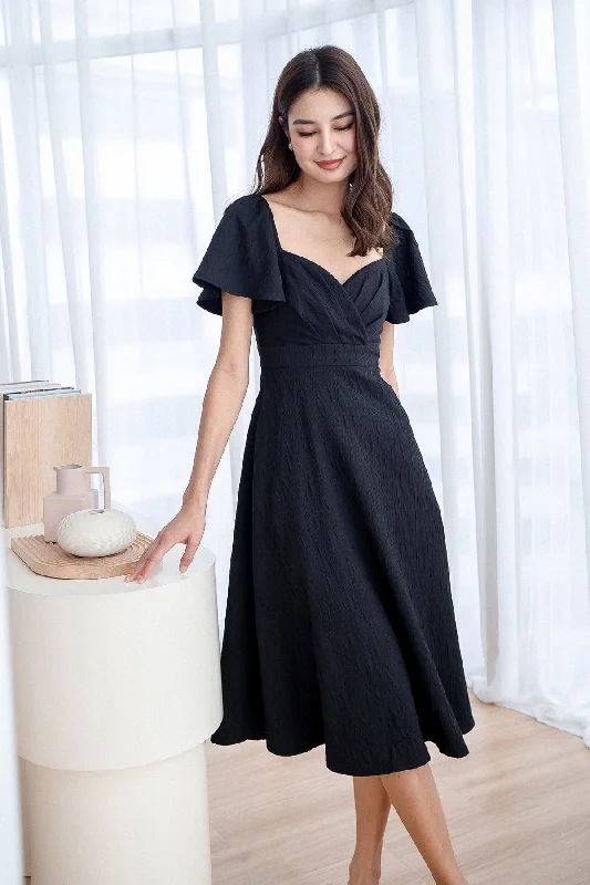 FIORA SLEEVE MIDAXI DRESS IN BLACK Popular unclassified dresses