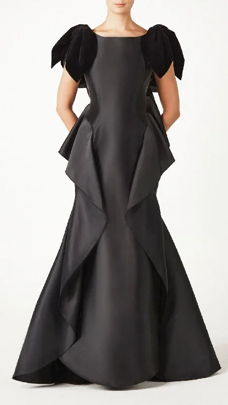 Plunging back cascading ruffled gown Luxury unclassified dresses