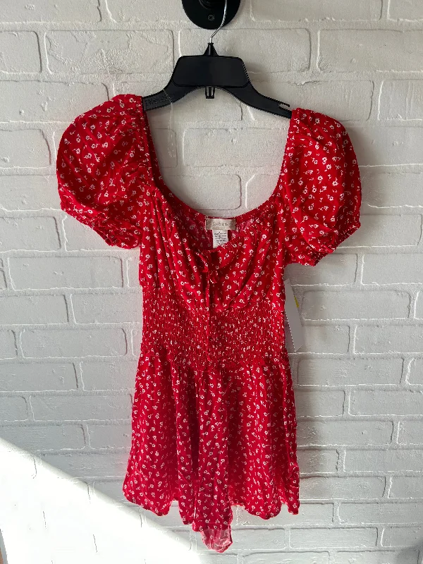 Romper By Altard State In Red & White, Size: S Street style unclassified dresses