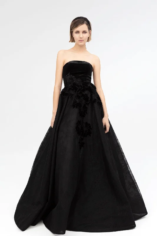 Strapless princess silhouette ballgown Women's unclassified dresses