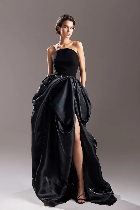 Structured bodice side slit voluminous gown Ruffled unclassified dresses