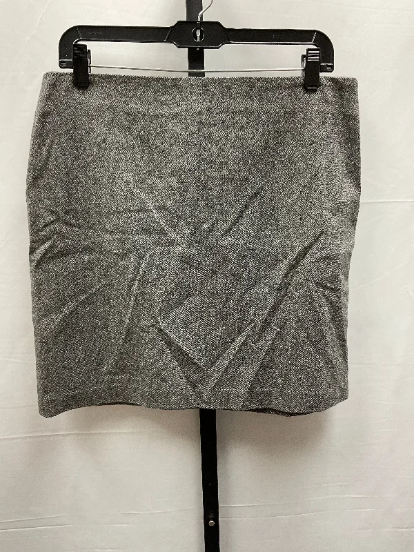 Grey Skirt Mini & Short Gap, Size 10 Slim Fit Mini Skirt