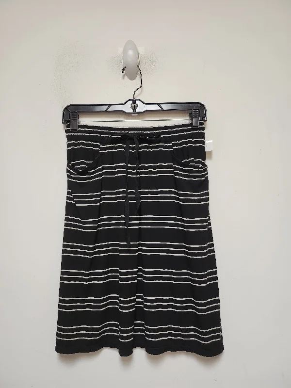 Skirt Mini & Short By Max Studio In Striped Pattern, Size: 0 Stylish Pleated Skirt