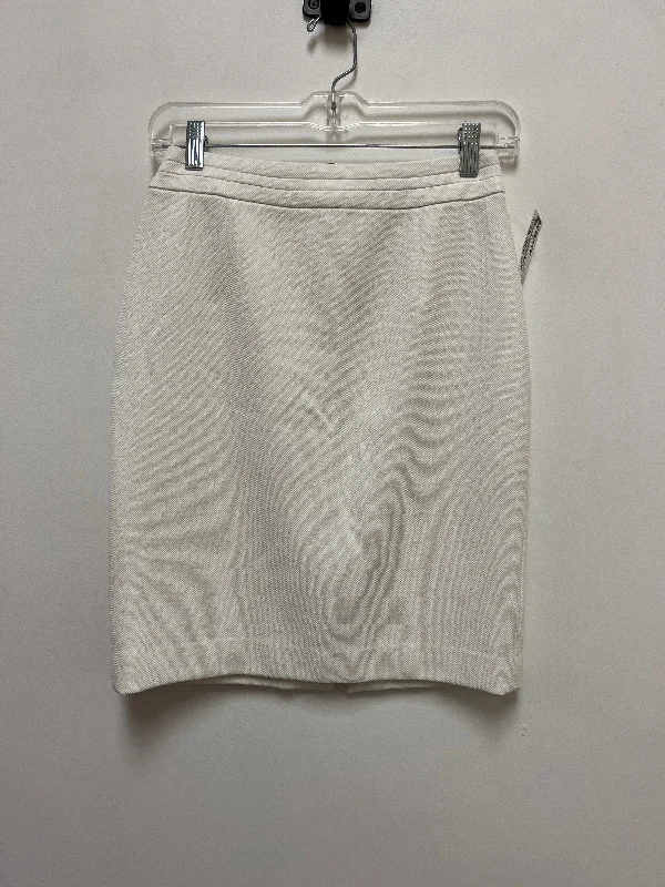 Skirt Mini & Short By White House Black Market In Cream, Size: 0 Fringed Mini Skirt